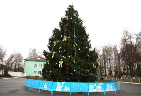 Торжественная церемония зажжения огней на главной елке Климовичей состоится 18 декабря Приглашаем всех желающих!