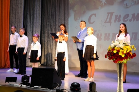 В Климовичском РЦК чествовали работников сферы образования