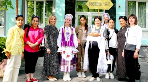 Участницы Международного фестиваля детского творчества «Золотая пчелка» из Узбекистана впервые в  Беларуси