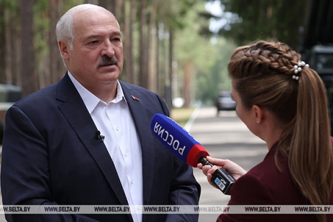 Лукашенко: Россия и Украина хотели договориться об аренде Крыма во время мирных переговоров